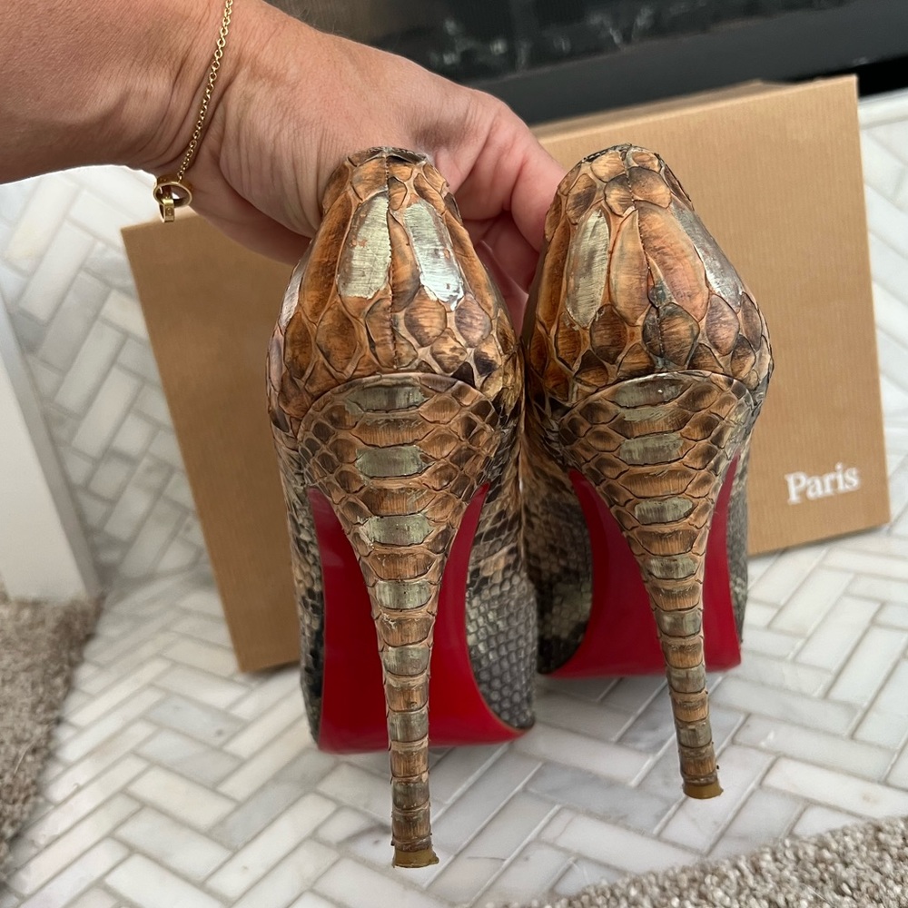 Christian Louboutin very prive 120 python pumps- size 36.5 - Picture 6 of 16